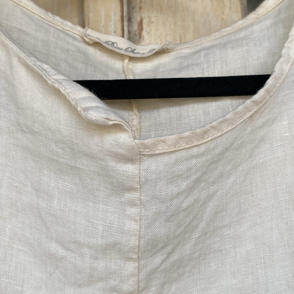 MISS ROSE SISTER VIOLET Open Size Linen Top with Lace Detail - Picture 6 of 7